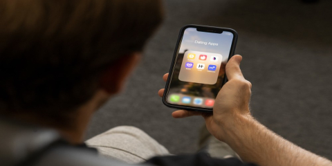 Mastering the Digital Quest for Love: Essential Strategies for Smart and Secure Mobile Dating